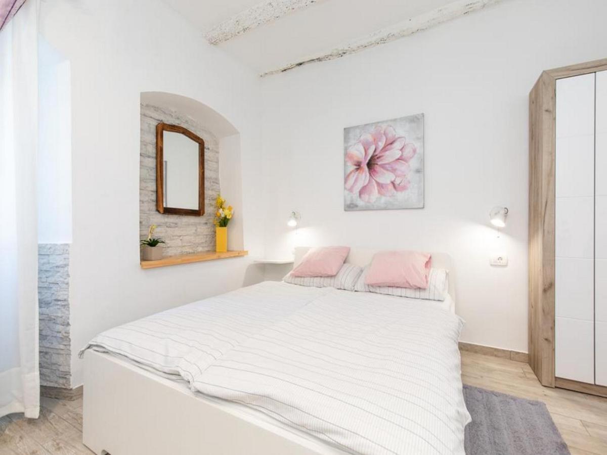 Studio Apartment Sisi أوباتيا المظهر الخارجي الصورة